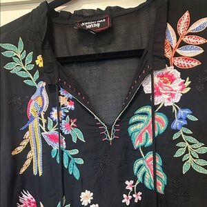 Johnny Was Black Embroidered Parrot & Floral V-Neck Tunic